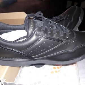 Brand new Rockport prowalker 2 shoes